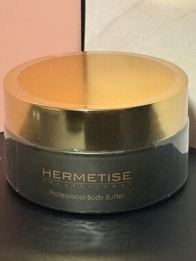 Professional Body Butter - Gold and Black Moisturizer